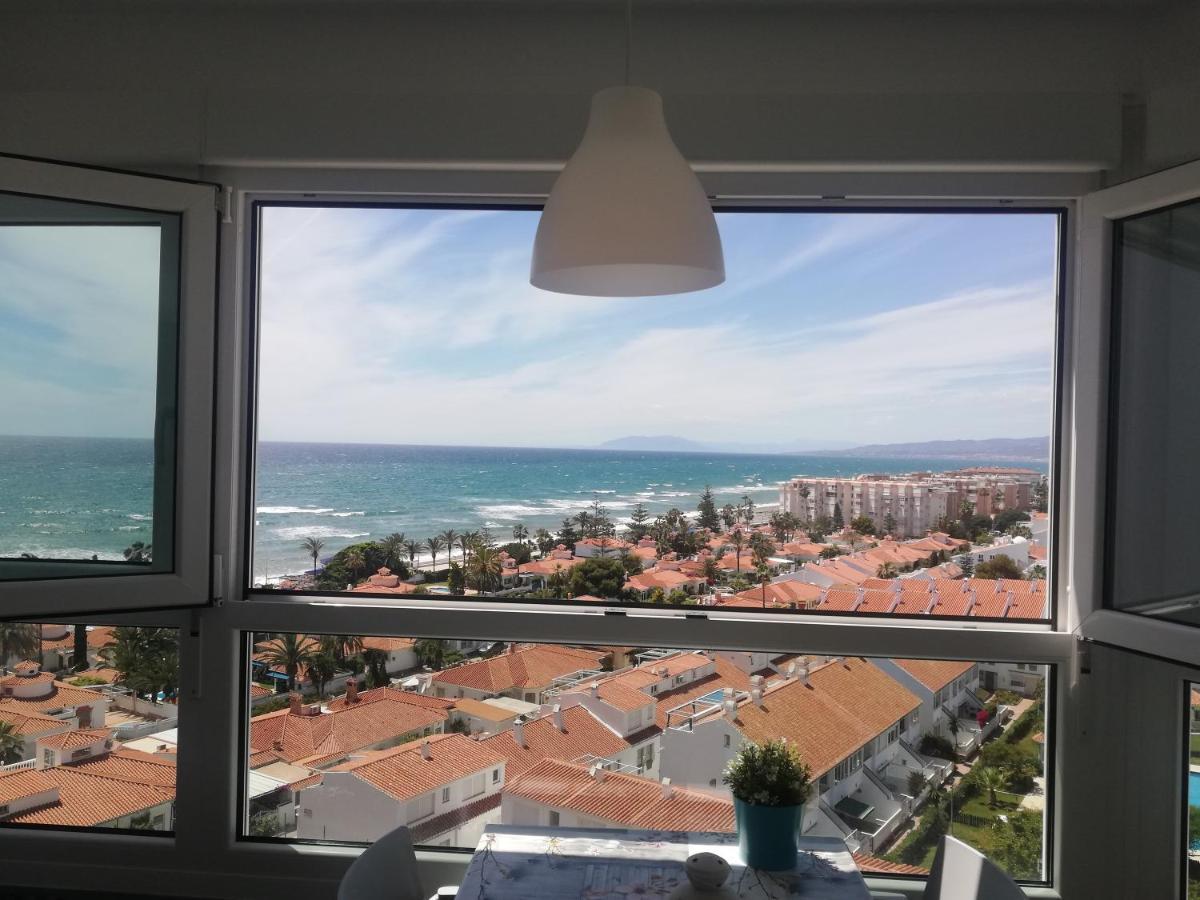 Coqueto Apartamento Con Vista Al Mar Castillo Bajo Exterior photo